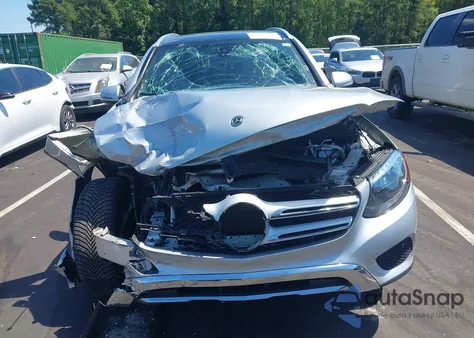 2019 Mercedes-Benz Glc 300 z USA, uszkodzony, nr VIN WDC0G4JB5KV176495